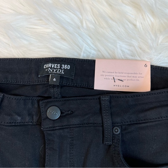 NWT Curves 360 Slim Straight Ankle Jeans - Picture 7 of 13